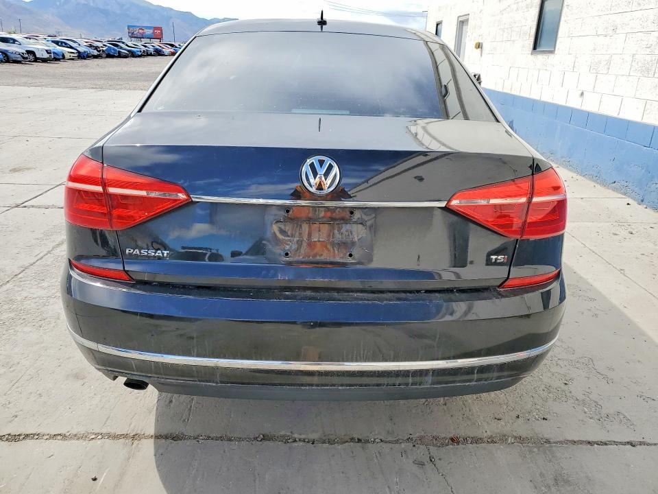 2016 Volkswagen Passat s