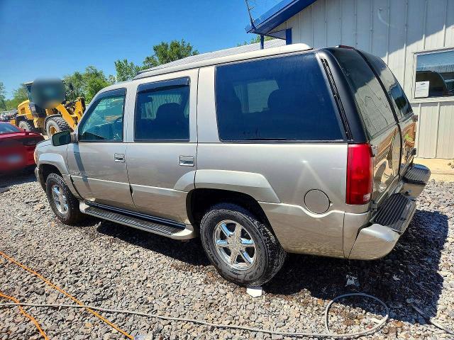 2000 Cadillac Escalade