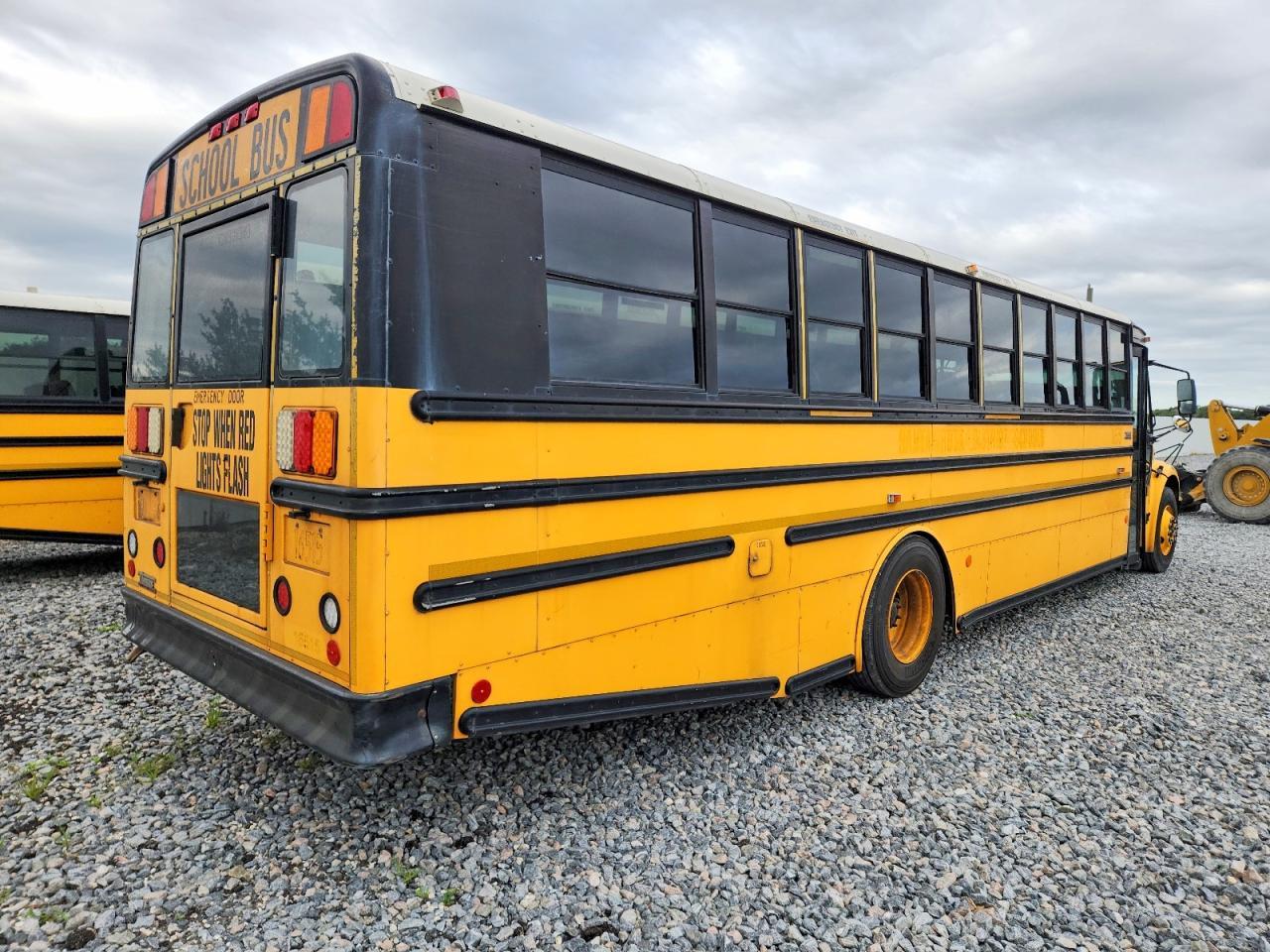 2009 Thomas SAF-T-LINER C2-School Bus
