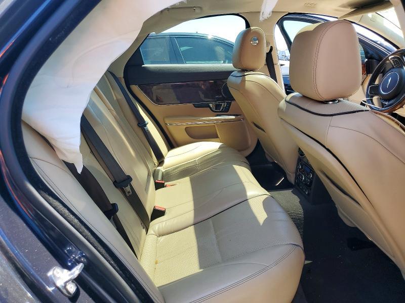 2017 Jaguar XJ