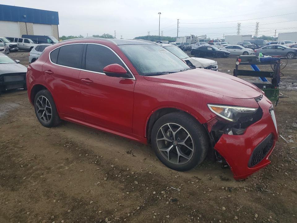 2020 Alfa Romeo Stelvio ti