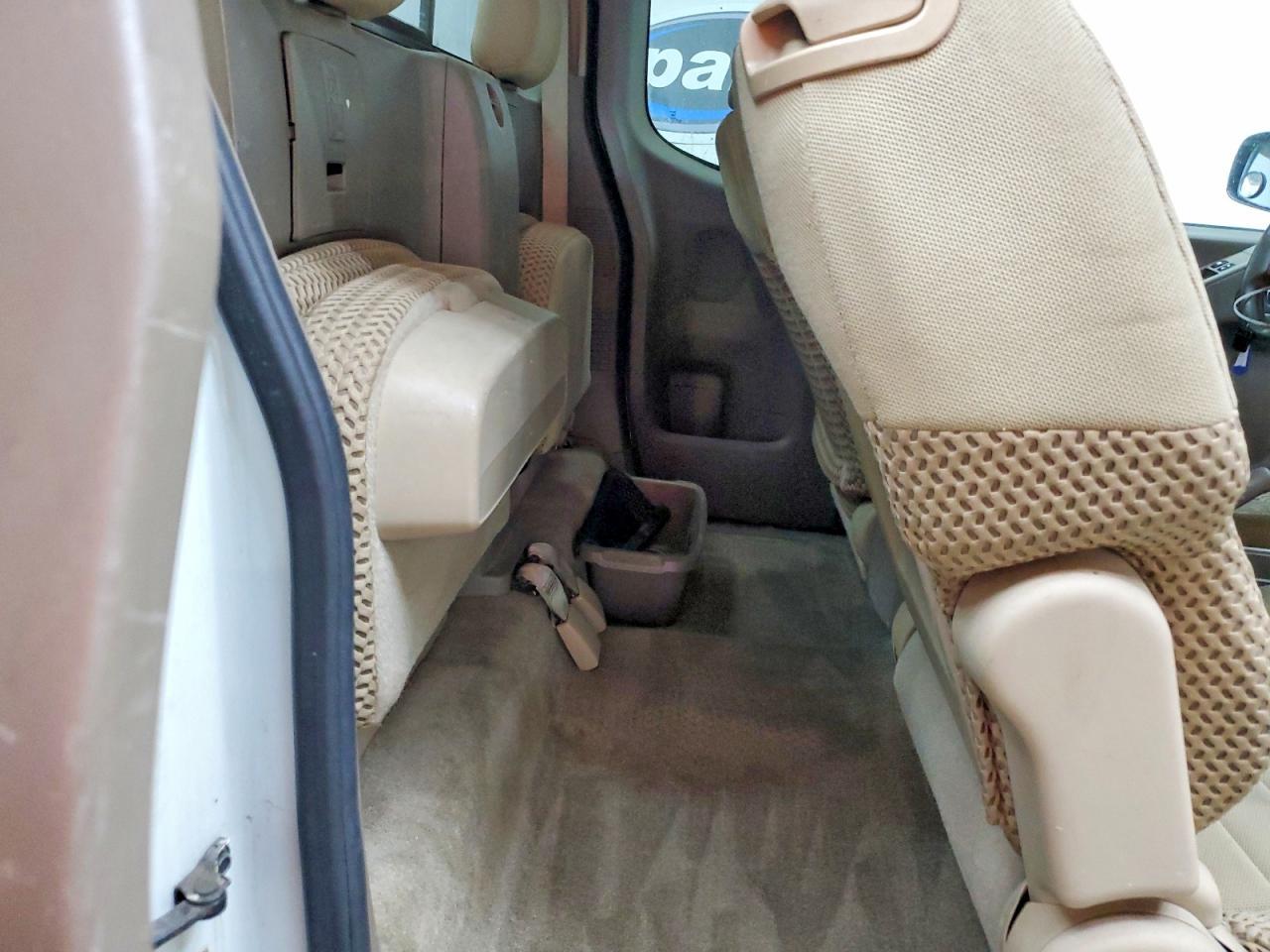 2014 Nissan Frontier SV