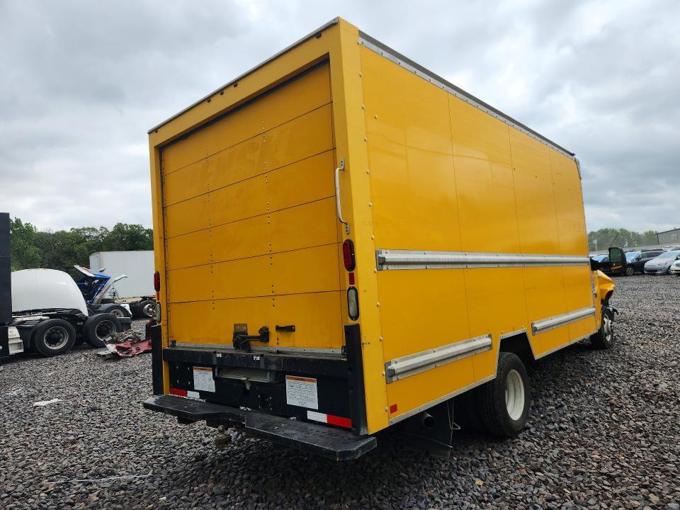 2016 GMC Savana BOX Truck