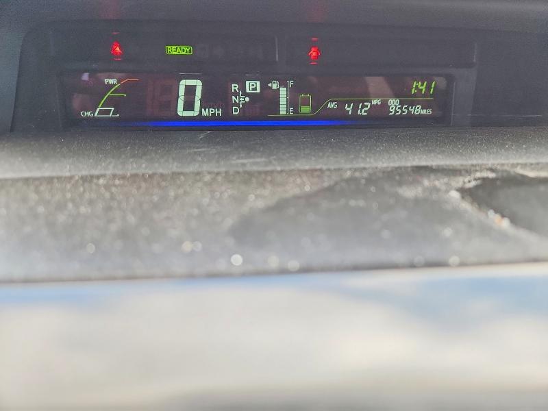 2014 Toyota Prius v Three