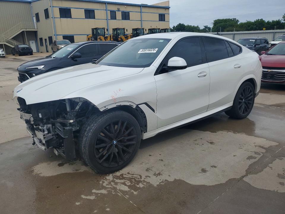 2021 BMW X6 M50i