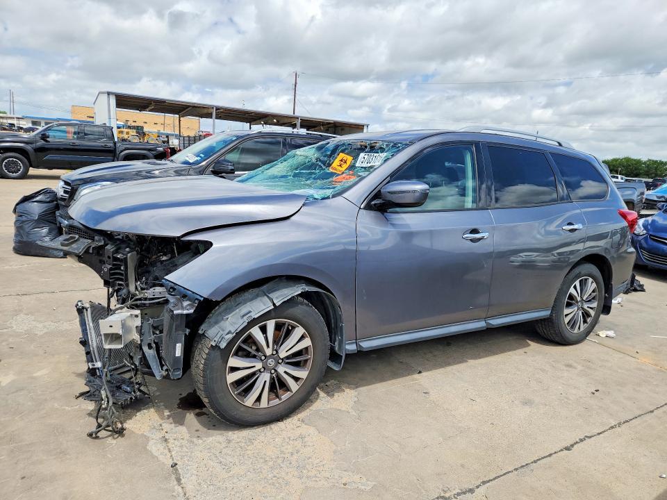 2017 Nissan Pathfinder s