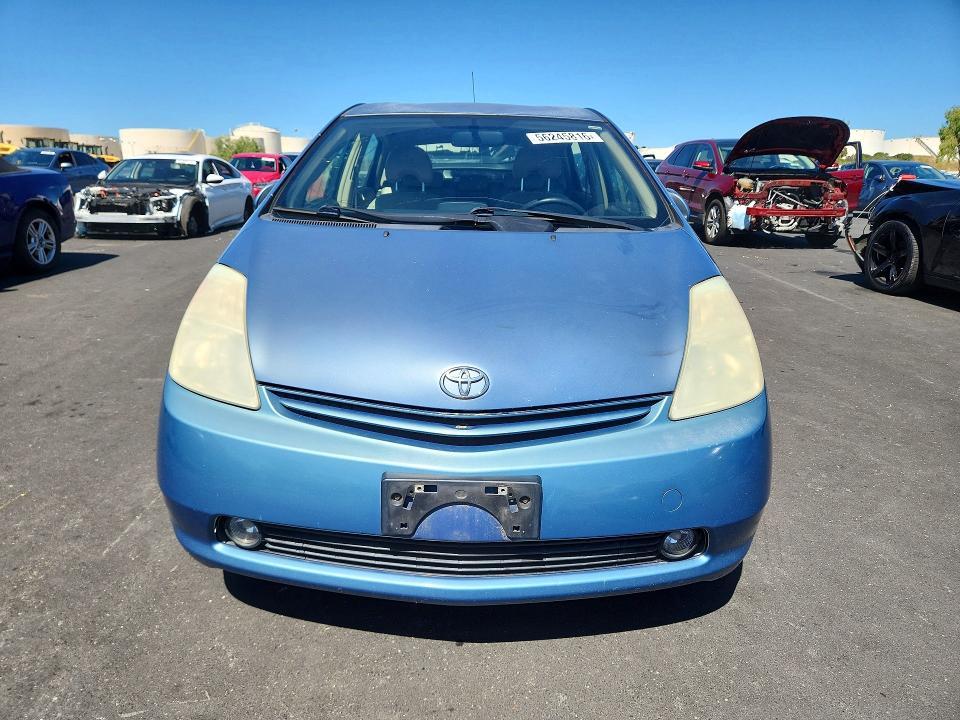 2004 Toyota Prius Base