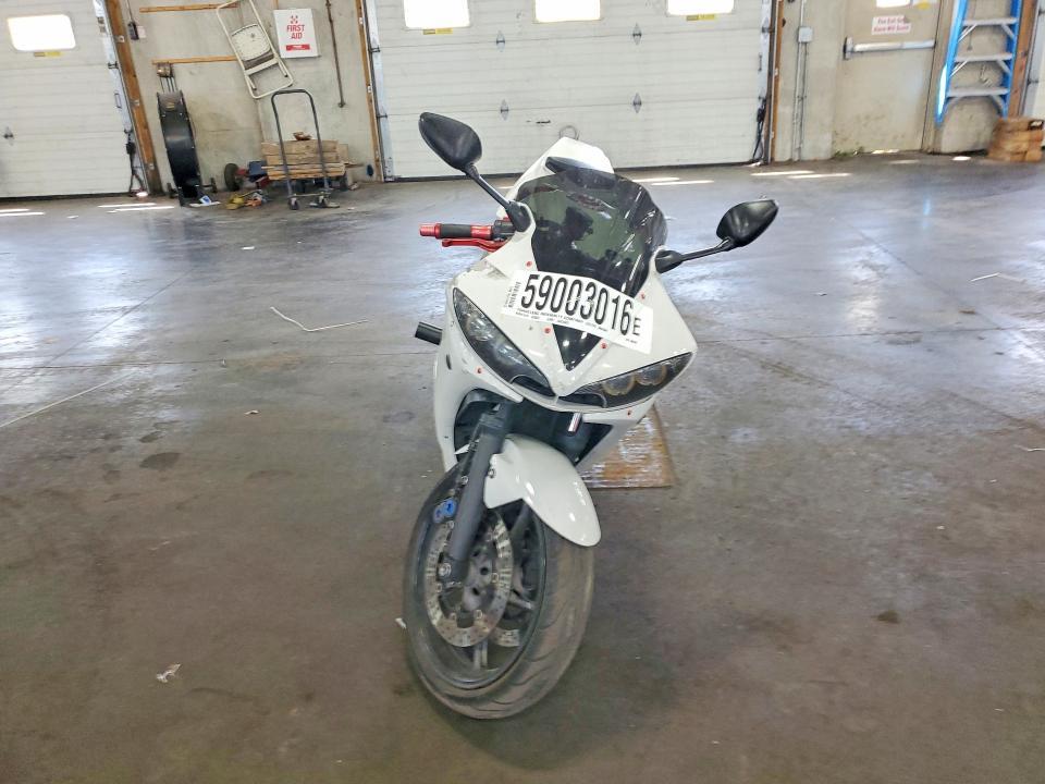 2003 Yamaha YZFR6 L