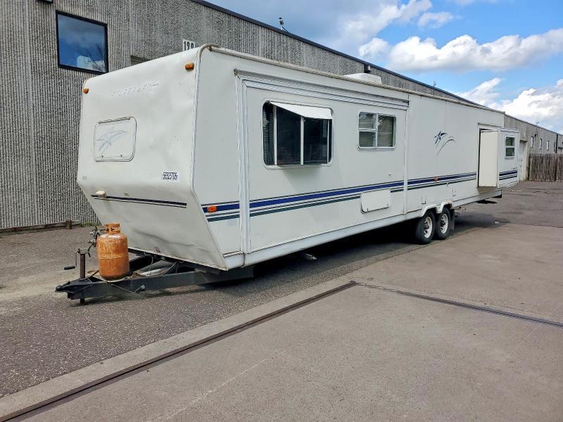 2001 Starcraft Camper