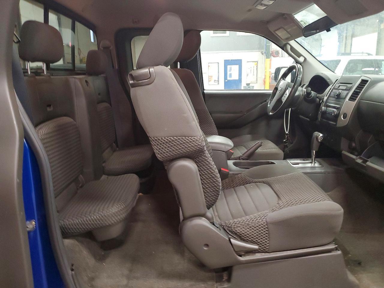 2012 Nissan Frontier SV V6