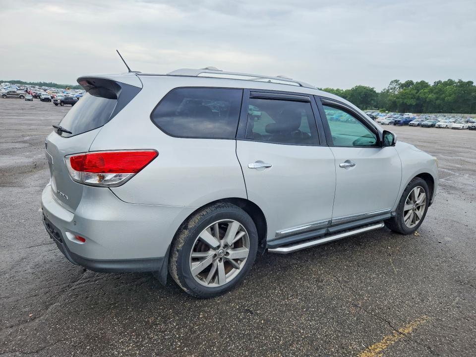 2015 Nissan Pathfinder s