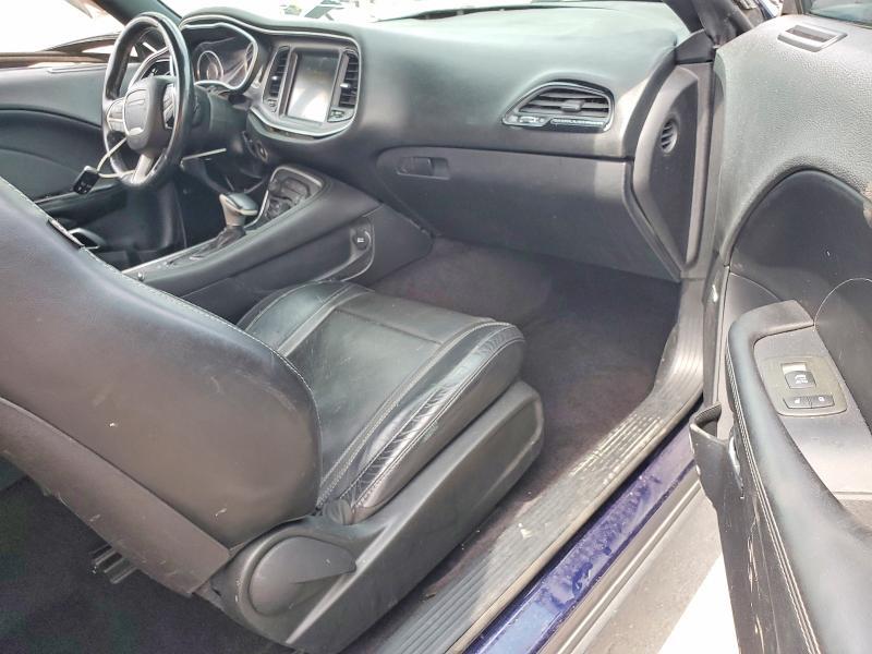 2015 Dodge Challenger sxt Plus