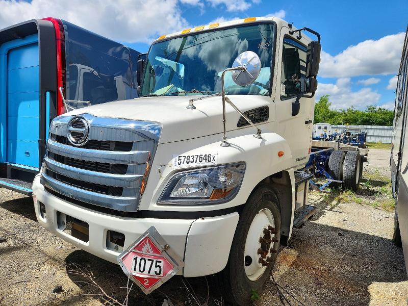 2014 Hino Hino 338