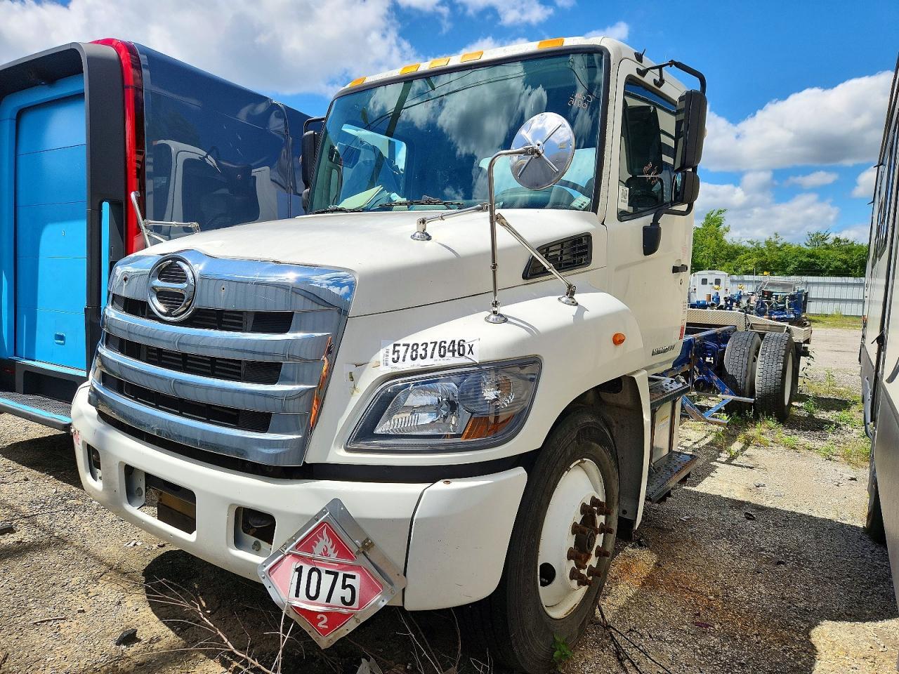 2014 Hino Hino 338