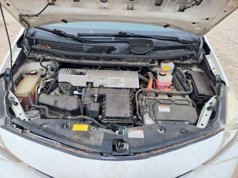 2015 Toyota Prius v Three
