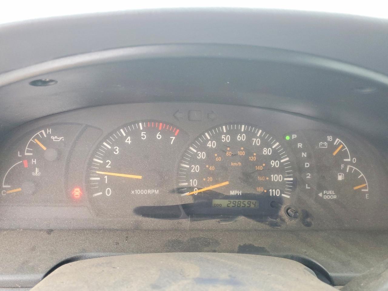 2002 Toyota Tundra SR5 V8