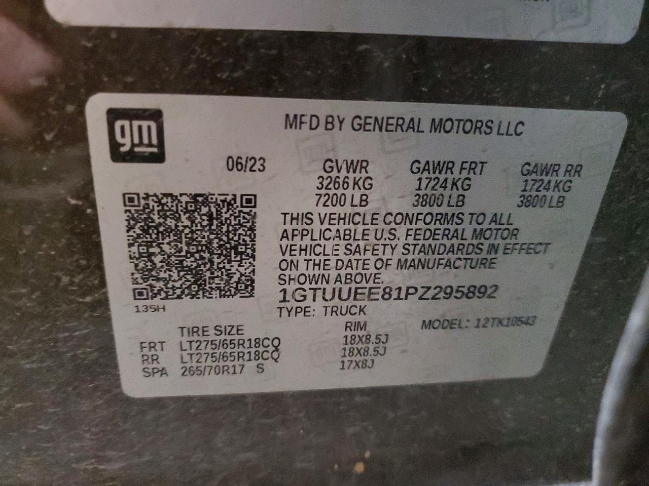 2023 GMC Sierra K1500 AT4