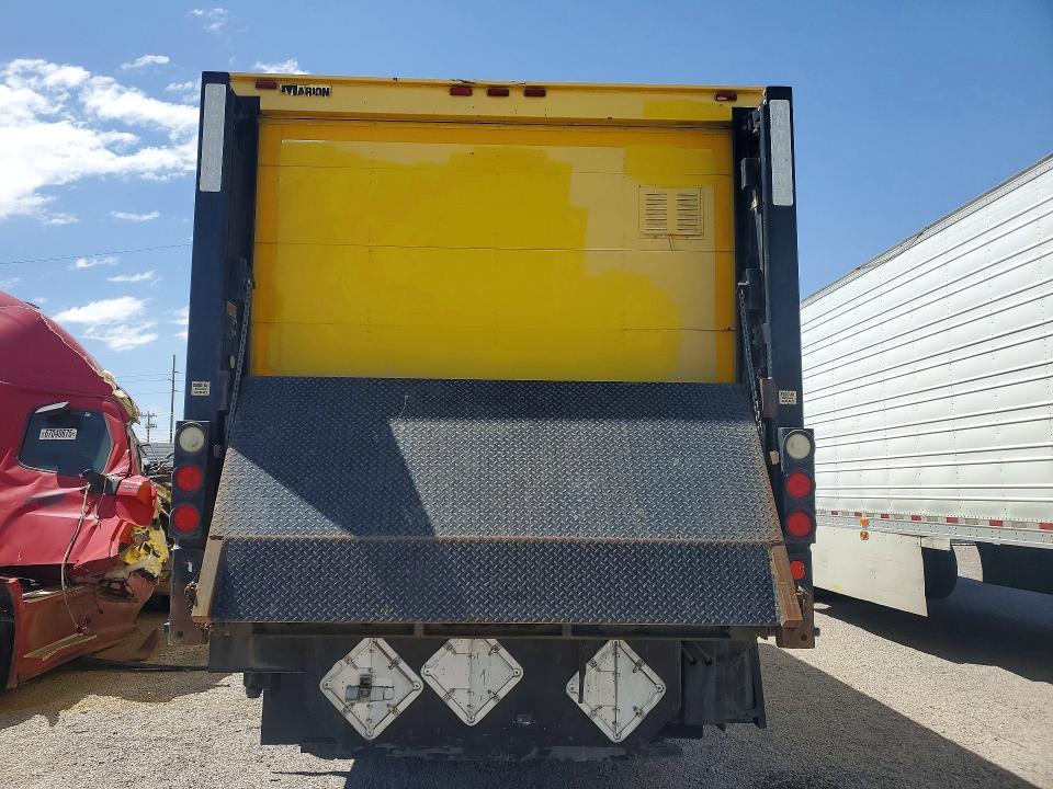 2007 International 4300 box Truck