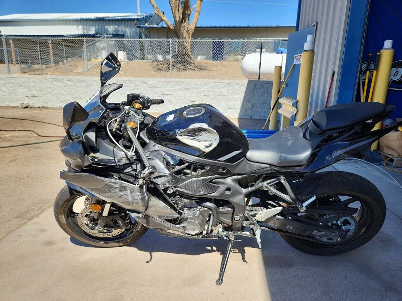 2026 Kawasaki ZX400 S