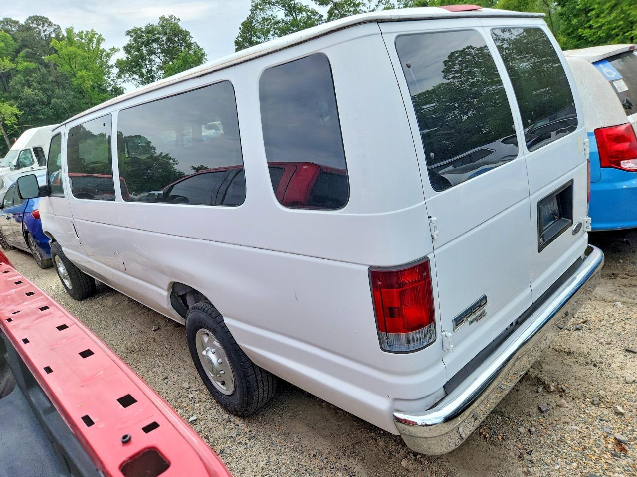 2008 Ford Econoline E350 Super Duty Wagon