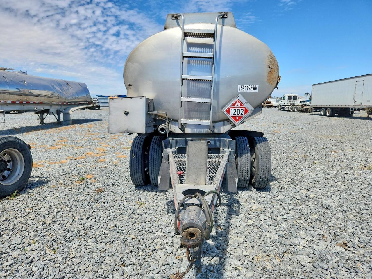 2006 Wellcraft 2006 Fuel WELD-IT Company Tank Trailer