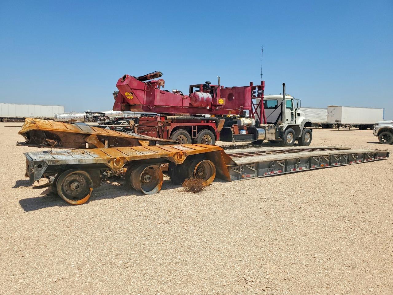 2006 Plsa 2006 Pitts Lowboy Equipment Trailer