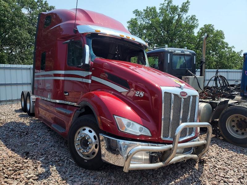 2023 Peterbilt 579 Semi Truck