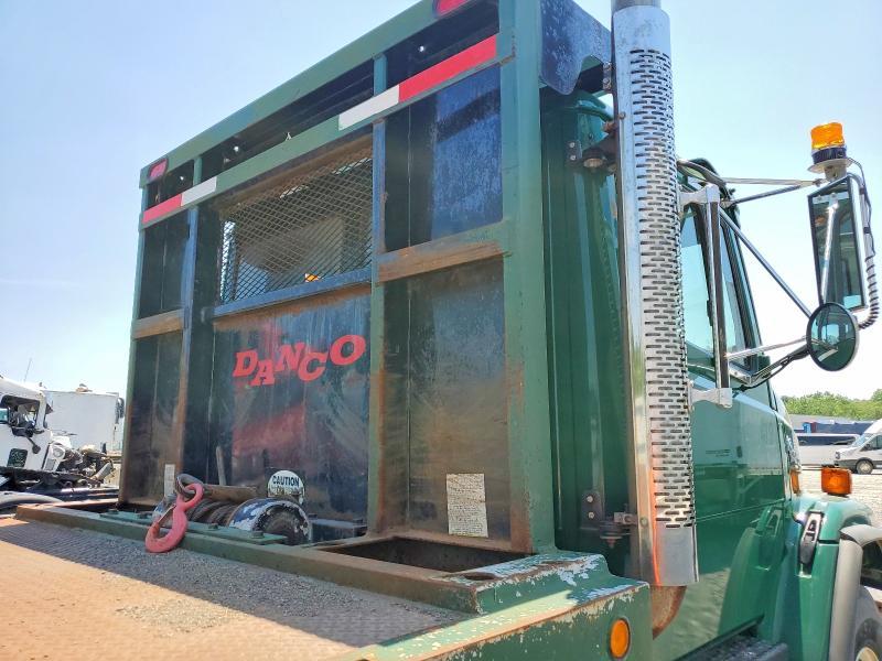 2003 Freightliner FL80 TOW Truck