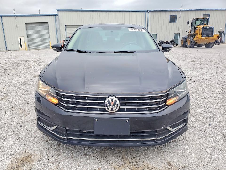 2016 Volkswagen Passat se