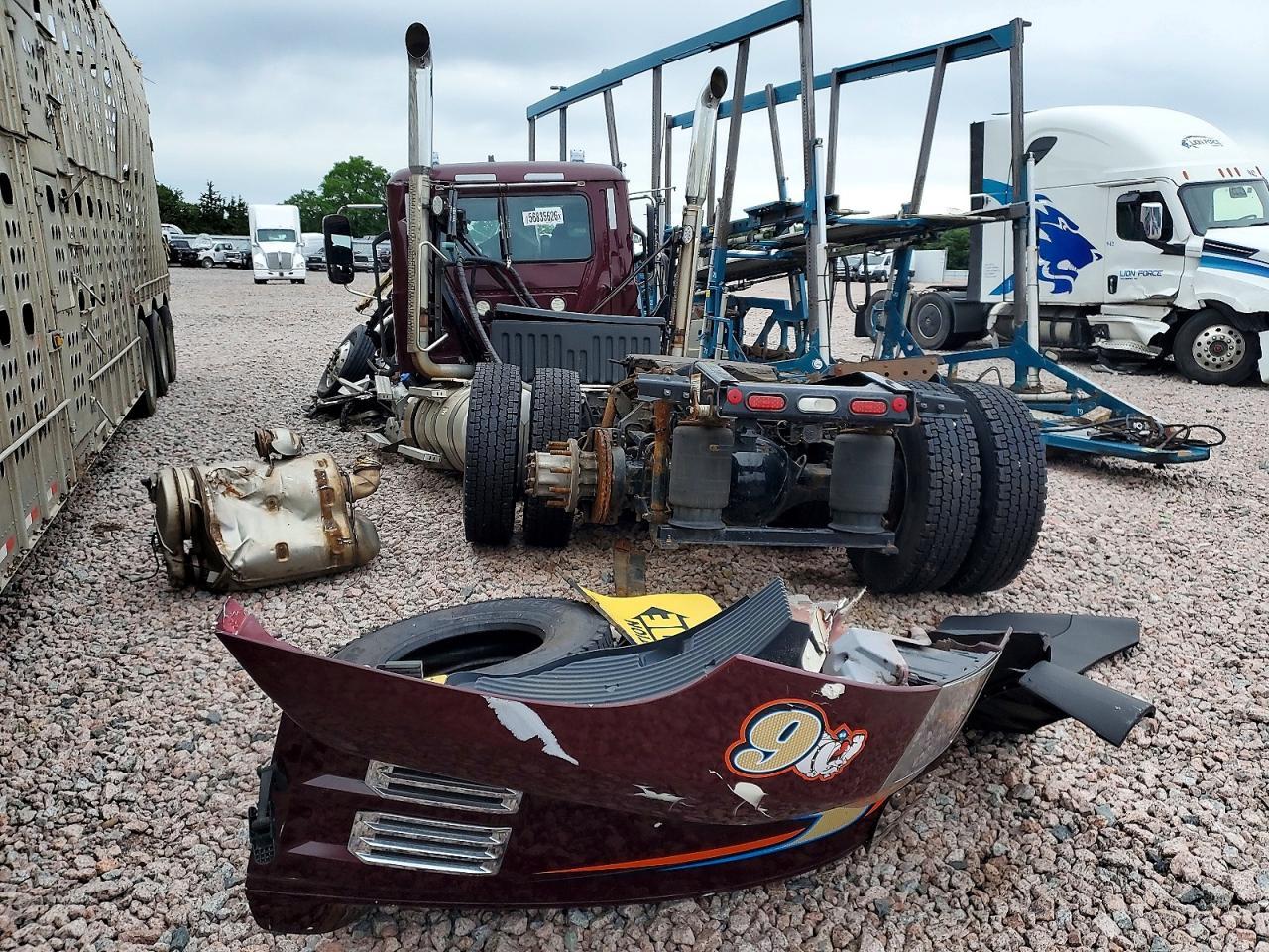 2022 Mack AN64T Semi Truck