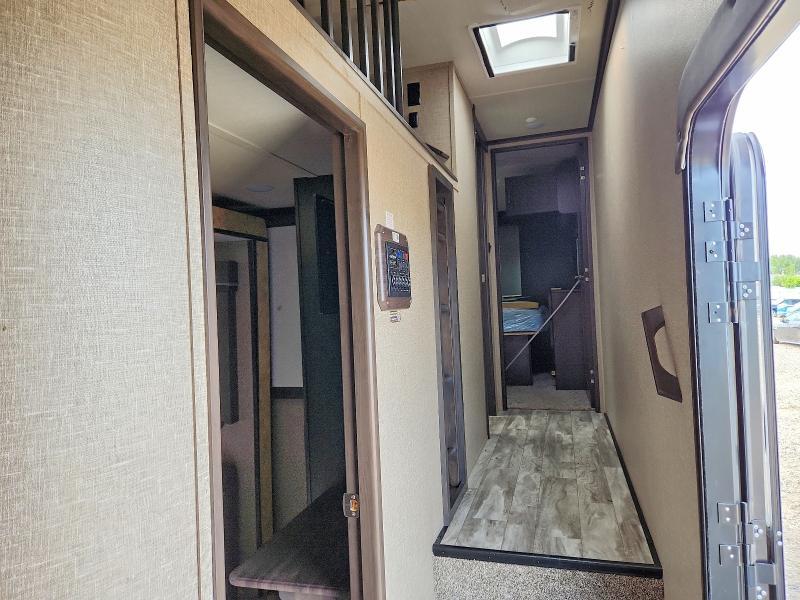 2022 Grand Desi Gn Reflection Camper
