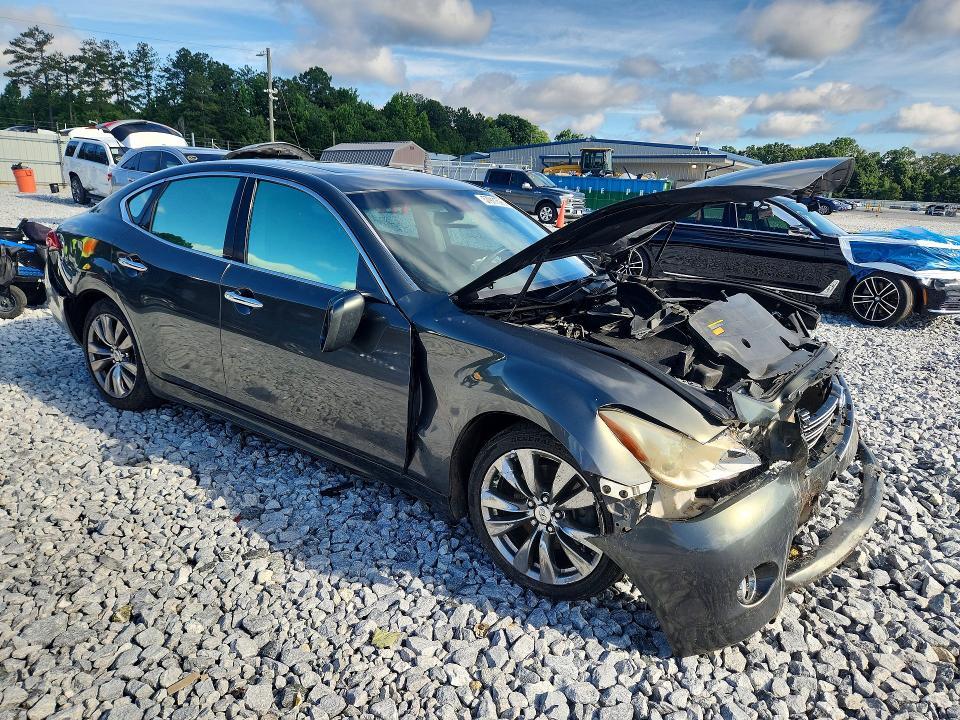 2011 Infiniti M56 Base