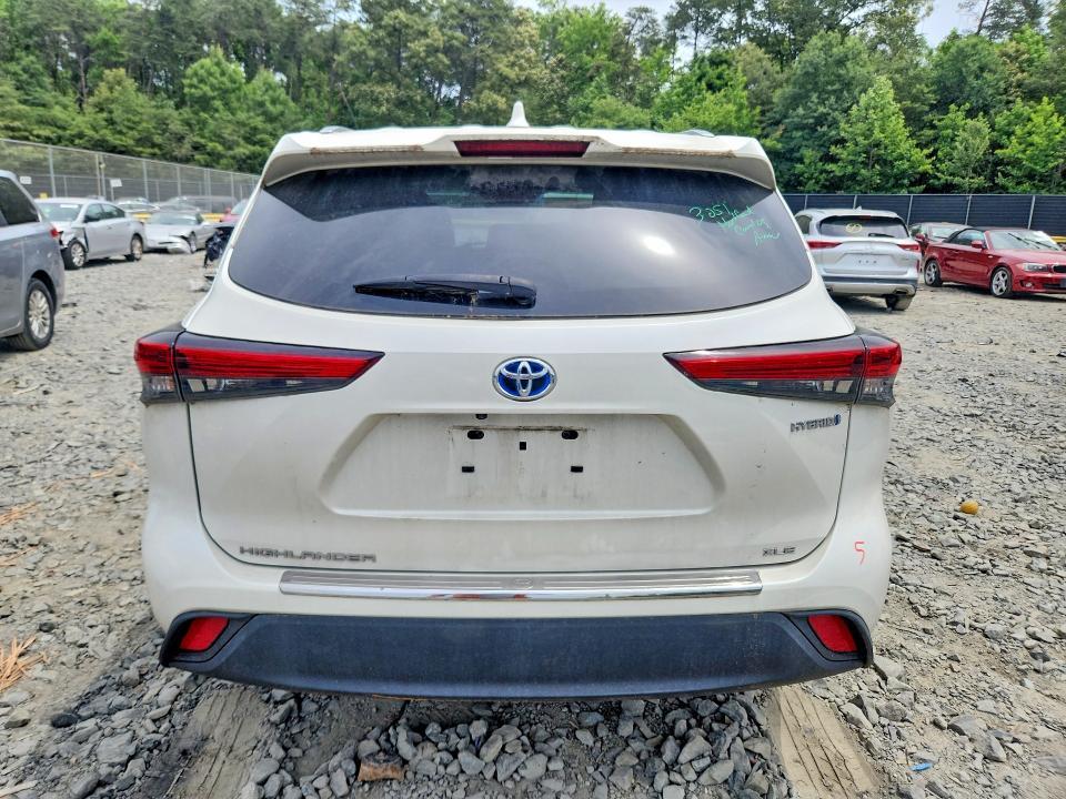 2020 Toyota Highlander Hybrid xle