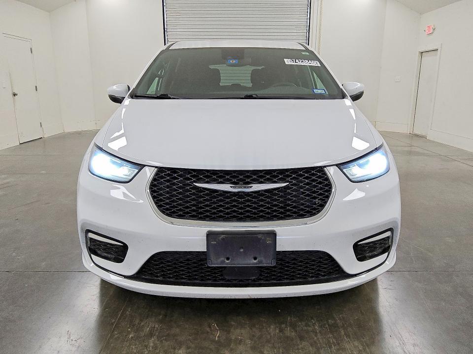 2023 Chrysler Pacifica Touring
