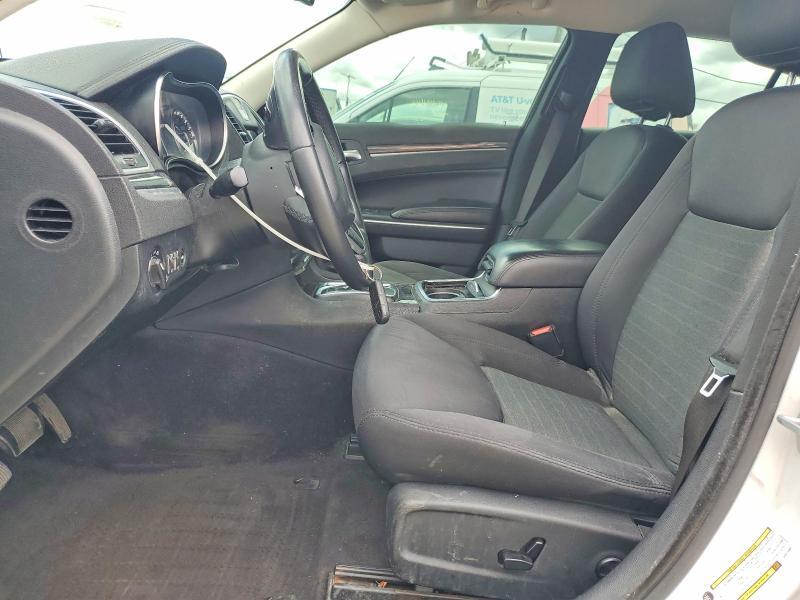 2018 Chrysler 300 Touring