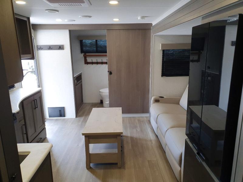 2025 Grand Desi Transcend Xplor 22rb