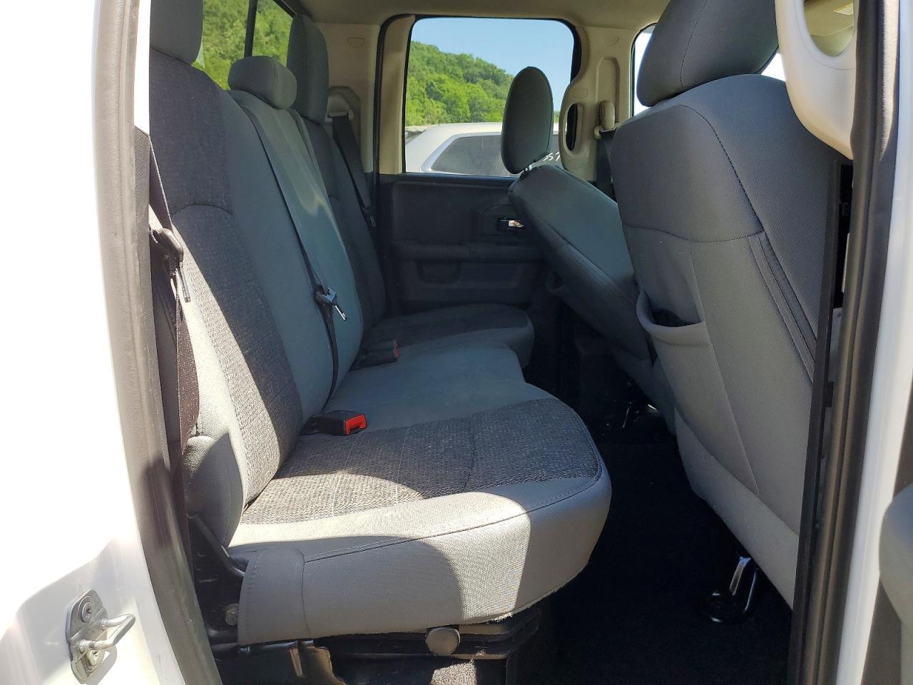 2015 Dodge RAM 1500 SLT
