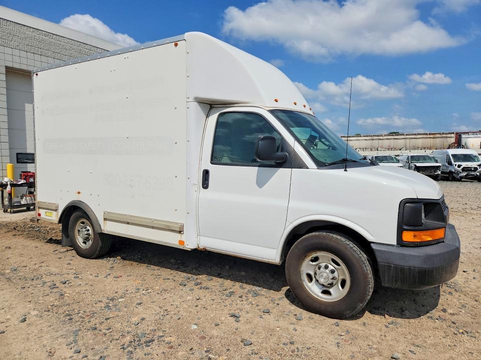 2016 Chevrolet Express Delivery Truck