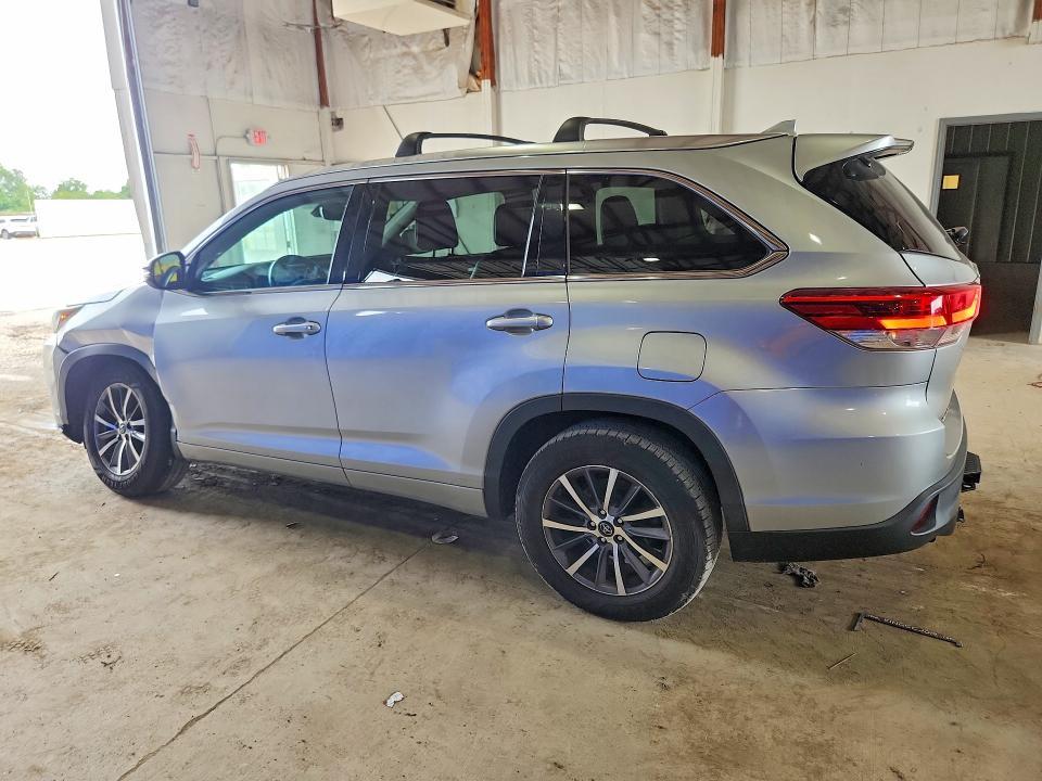 2018 Toyota Highlander xle