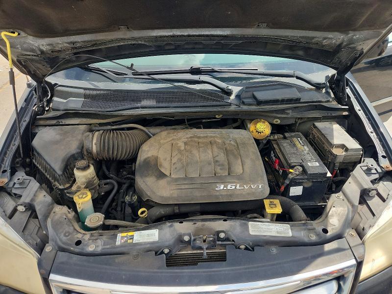 2014 Chrysler Town & Country Touring