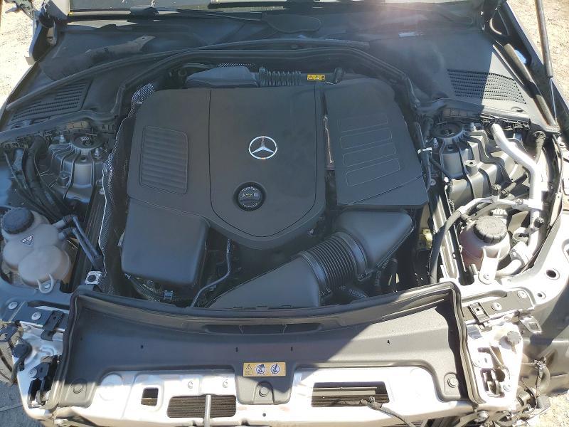 2022 Mercedes-Benz C300