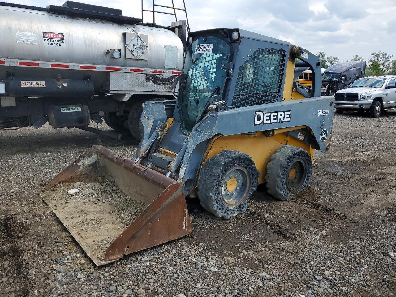 2010 John Deere 318D Skid Steer Loader