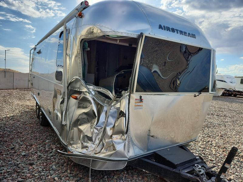 2024 Airstream Camper