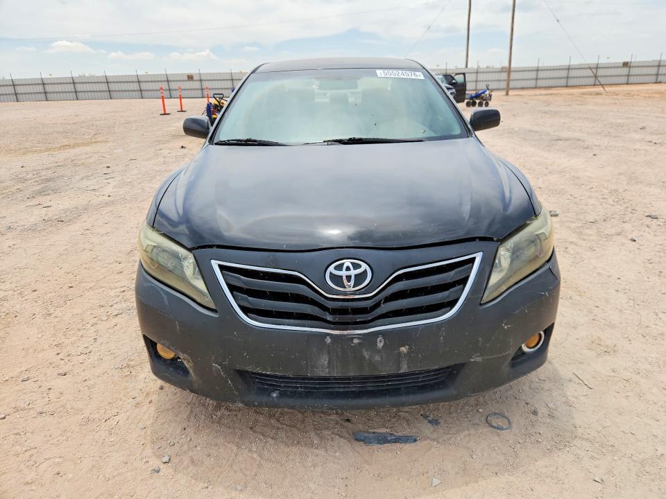 2010 Toyota Camry le