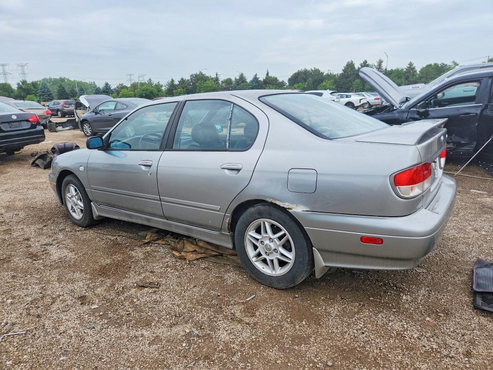 2002 Infiniti G20 Base