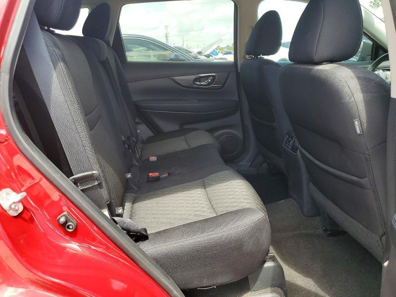 2017 Nissan Rogue sv