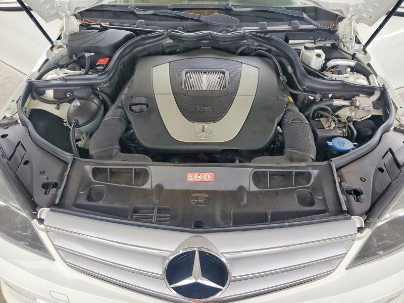 2011 Mercedes-Benz C300