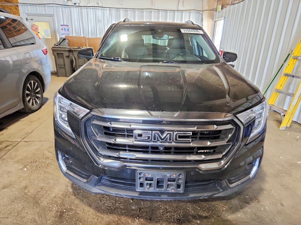 2022 GMC Terrain AT4