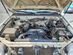 2001 Toyota Tundra Base