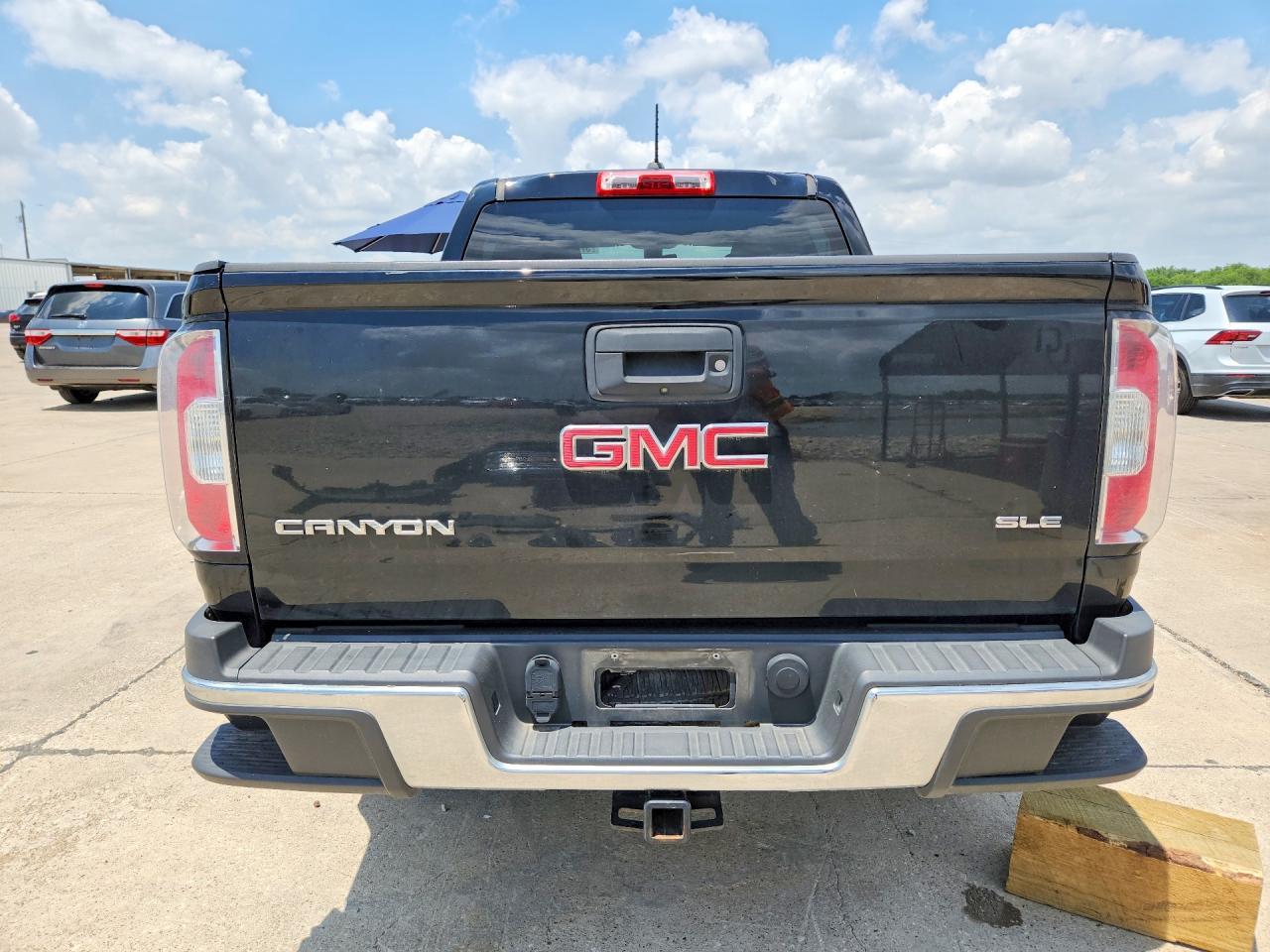 2017 GMC Canyon SLE